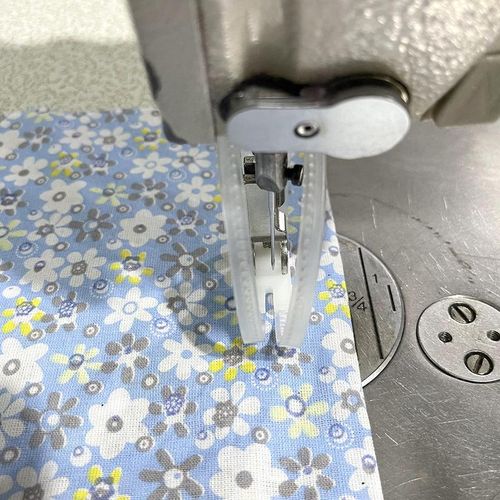 1pc Plastic Nylon Multi Function Industrial Sewing Machines Ring Roller Foot For Brother Singer Juki More 2751-01
