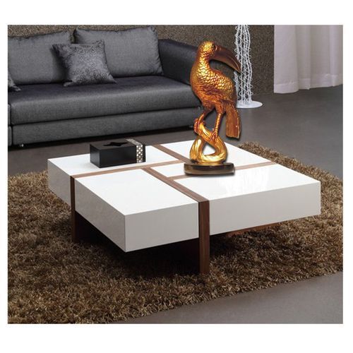 Interior Metallic Decoration Center Peice - Gold