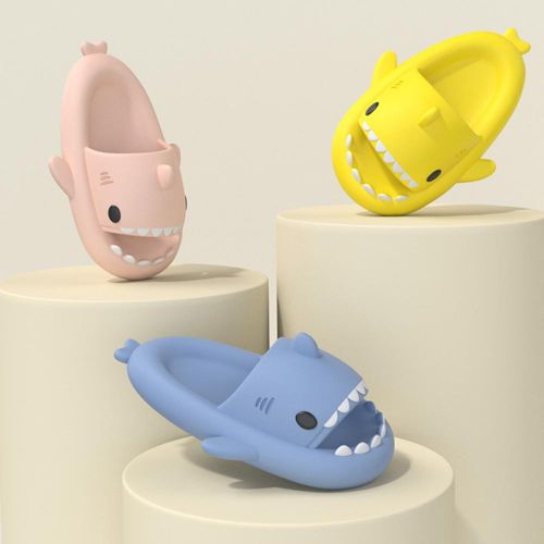Children's Summer EVA Slippers Cartoon Shark Sandal Quick Drying Non-Slip Slides NO5274
