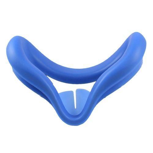 Anti Sweat Soft Silicone Eye Cover Eye Pad for Oculus Quest 2 Glasses Washable and Nonslip VR Headset Accessory Blue