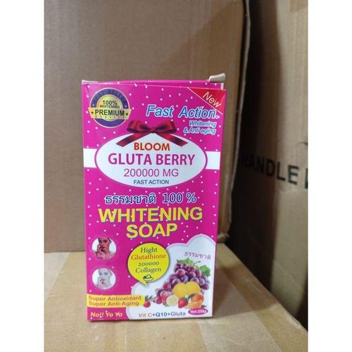 Pink Gluta Berry Bloom whitening soap