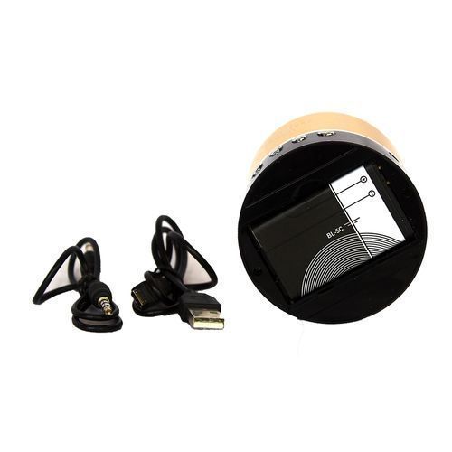 Robot Bluetooth Radio 028U - Color May Vary