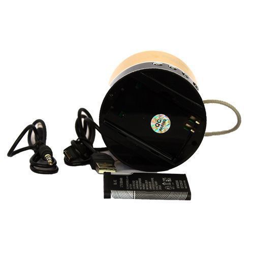 Robot Bluetooth Radio 028U - Color May Vary