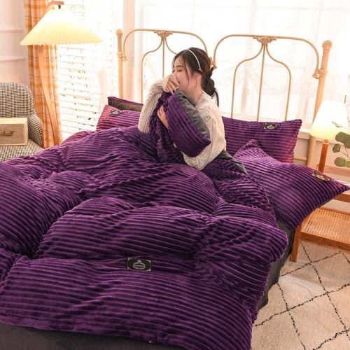 Velvet 4 Pieces Duvet Cover