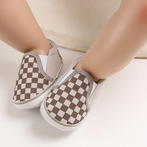 Spring And Autumn Newborn Baby Shoes Casual Lazy Shoes Soft Soled Anti Slip Wear Resistant Sneakers