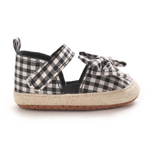 Spring and summer 0-1 year old female baby princess shoes black and white checkered breathable and comfortable soft sole anti slip learning single shoe