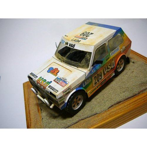 LADA NIVA 1985 1:32 Dakar Rally Racing Car Origami Art Mini 3D Paper Model Papercraft DIY Teens Handmade Craft Toys ZX-030