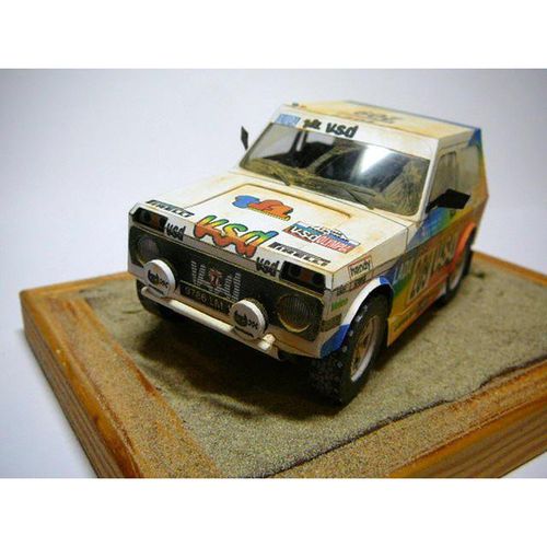 LADA NIVA 1985 1:32 Dakar Rally Racing Car Origami Art Mini 3D Paper Model Papercraft DIY Teens Handmade Craft Toys ZX-030