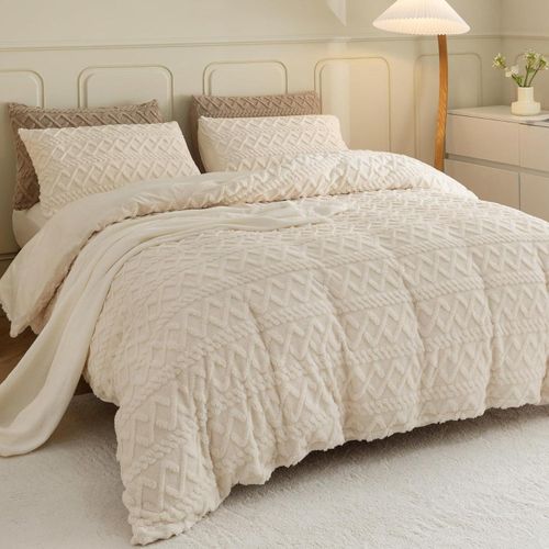 3 Pieces Shaggy Bedding Set Includes 1 Faux Fur Duvet Cover + 2 Fur Pillowcases