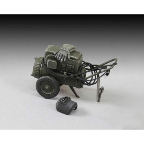 1:35473 Scale Die-cast Resin War Scene Model Resin Aircraft Field Service Vehicle Assembly Model Including