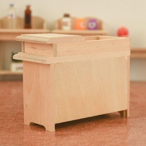 915 Generation 112 Miniature Dollhouse Wooden Wash Basin