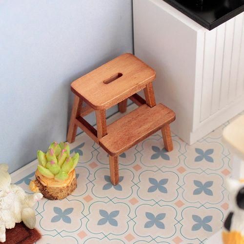 112 Dollhouse Miniature Cat Step Stool Wooden Kitten Footstool DoubleLayer Sit Chair Holding Stool White