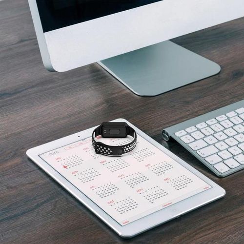 1/2/4pcs Silicone Watch Strap For Amazfit Band 7 Two-Color Breathable Smart Watchband Replacement Bracelet For Amazfit Band 7
