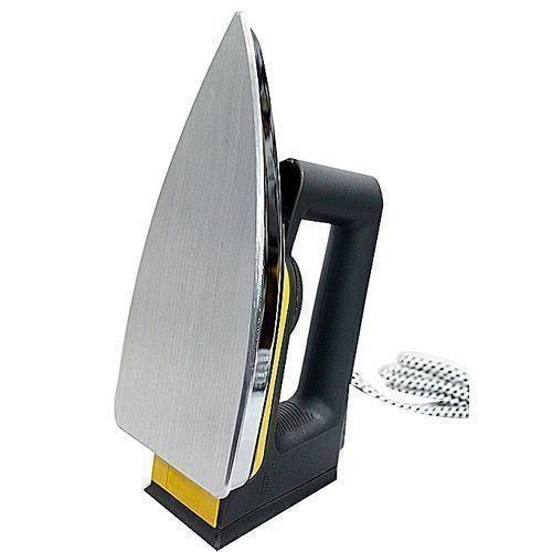 Dry Iron Box With A 4-Way Extension Cable
