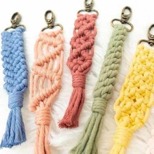 Mini Macrame Keychains Boho Macrame Bag Charms Handcrafted Accessory for Car Key Purse Phone Supplies, C