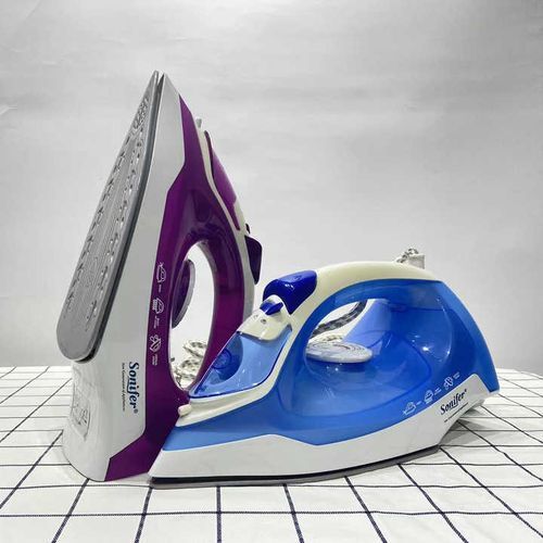 Sonifer Steam Iron With Ceramic Soleplate-White, Blue