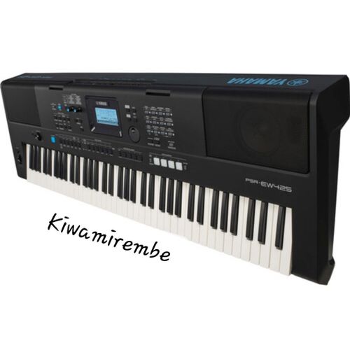 Yamaha PSR - EW425 Great Grand Professional Keyboard/ Piano For  Mega Stages, Churches, Schools, Concerts, Events  - Black