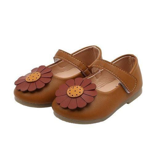 Leather Shoes With Formal Flowers For