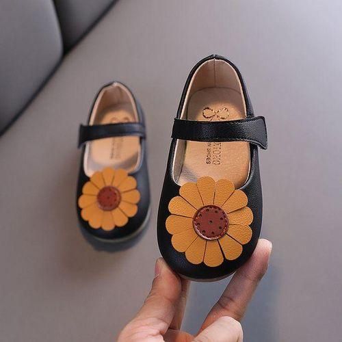 Leather Shoes With Formal Flowers For