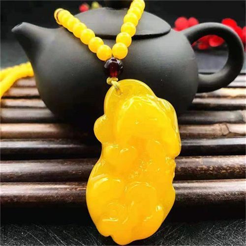 Jade Lucky Charms Men's And Women's Necklaces Natural Hand-carved Jewelry Pendant Gifts