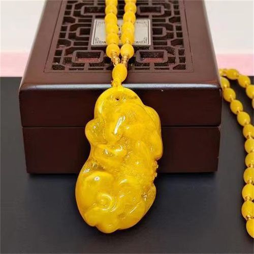 Jade Lucky Charms Men's And Women's Necklaces Natural Hand-carved Jewelry Pendant Gifts