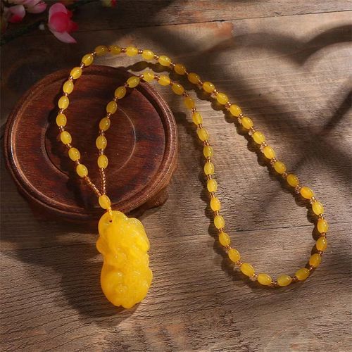 Jade Lucky Charms Men's And Women's Necklaces Natural Hand-carved Jewelry Pendant Gifts