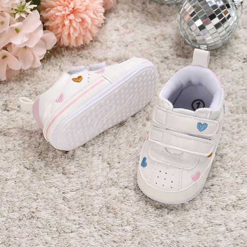 Baby Girl Love Embroidered Casual Sports Shoes Newborn Soft Rubber Sole Anti Slip Walking Shoes