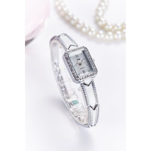 New Brand Waterproof Women's Student Steel Band Watch Quartz