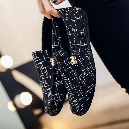 Men's Shoes Loafers Slip-Ons Fashion Sneakers Casual Canvas Shoes