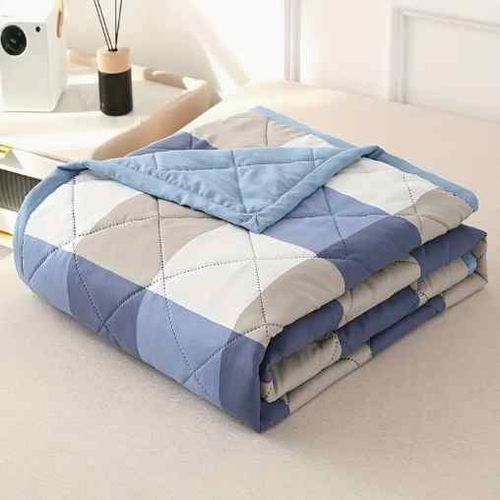 Grace Foam 5*6 Light Weight Quilted Duvet - SQ7 Print May Vary