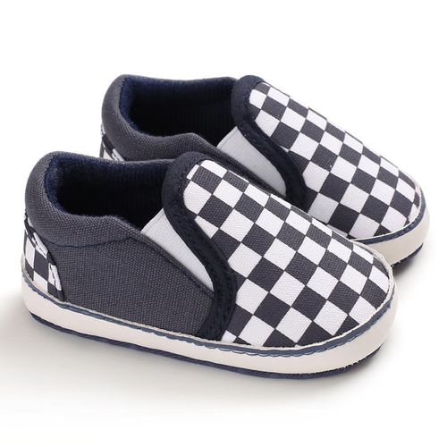 Spring And Autumn Period 0-1 Year Old Newborn Baby Shoes Canvas Bean Shoes Soft Soled Anti Slip And Wear Resistant Sneakers
