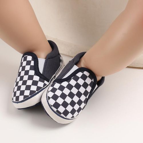Spring And Autumn Period 0-1 Year Old Newborn Baby Shoes Canvas Bean Shoes Soft Soled Anti Slip And Wear Resistant Sneakers